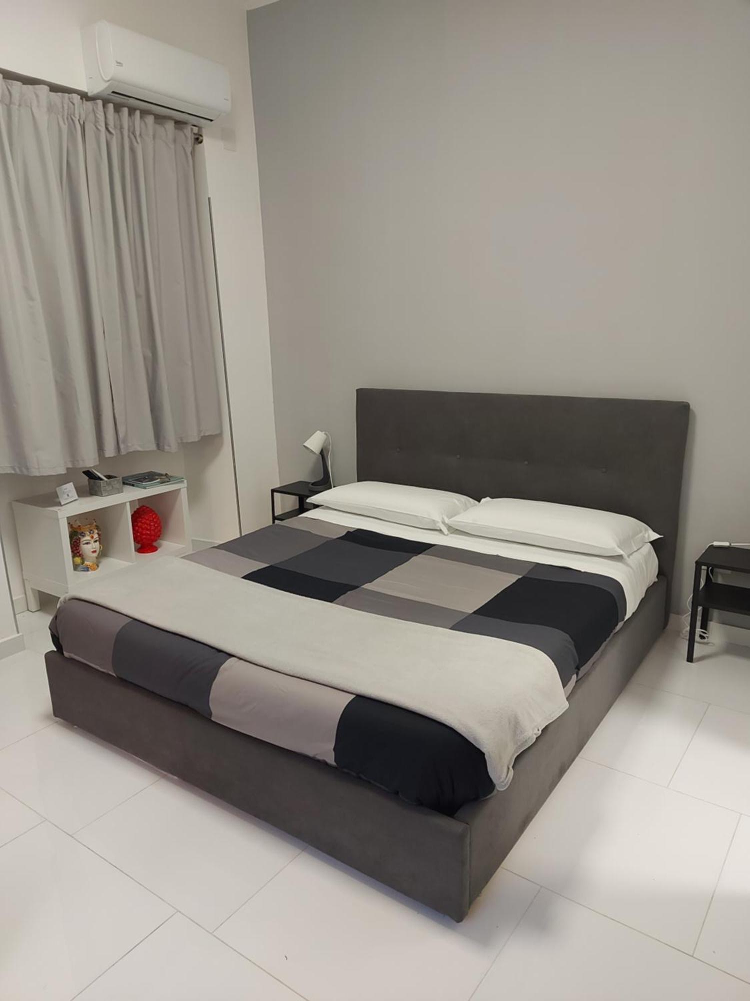 Casa Gale - House In Catania Center Apartment Екстериор снимка